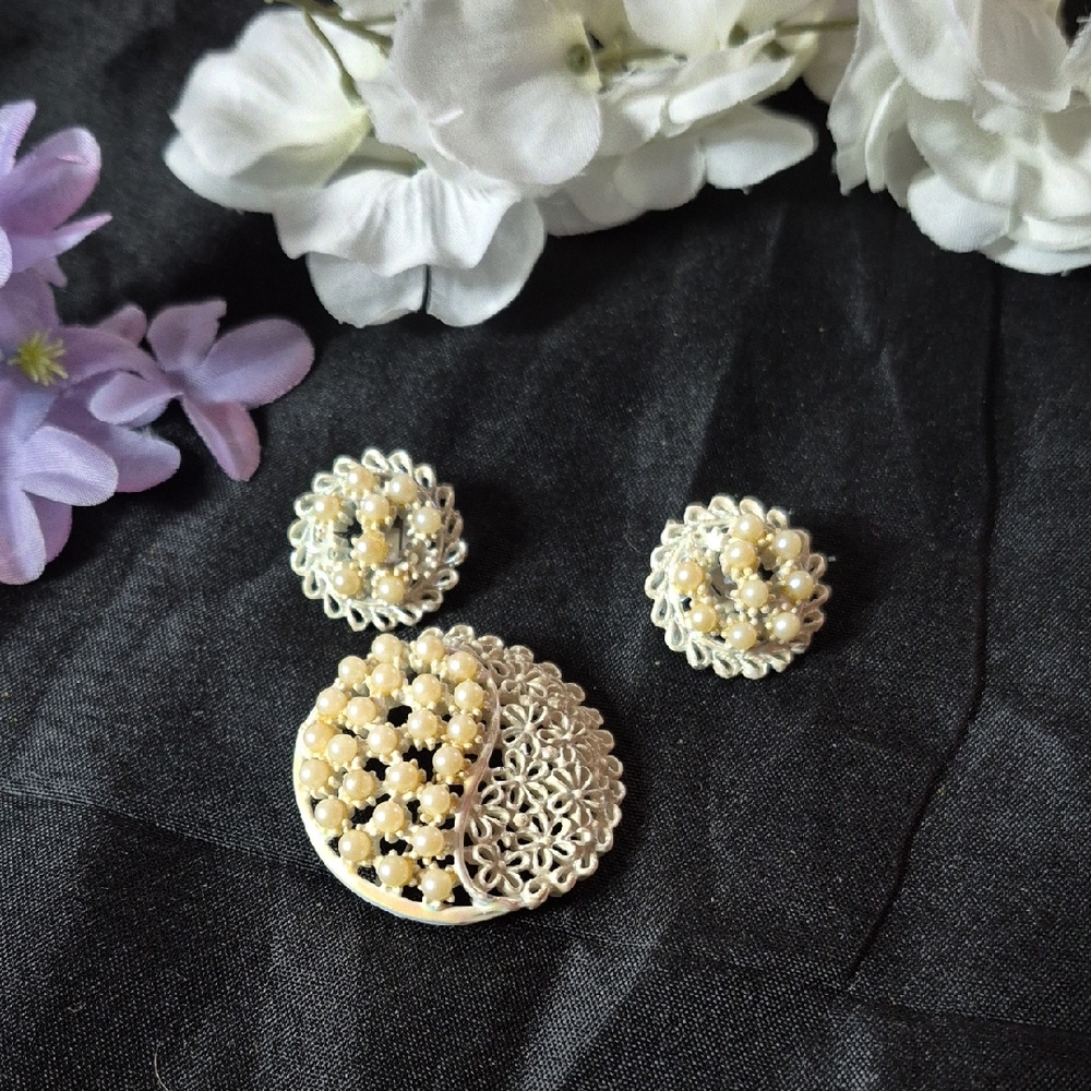 Cream Pearl Accent Silver-Tone Filigree Brooch and Earring Set